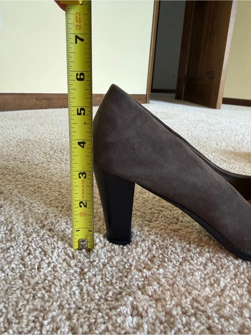 N/A gray leather